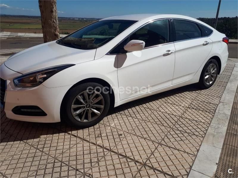 Usado Hyundai i40 115 CV (84 kW) 2017 Etiqueta c (verde) Berlina