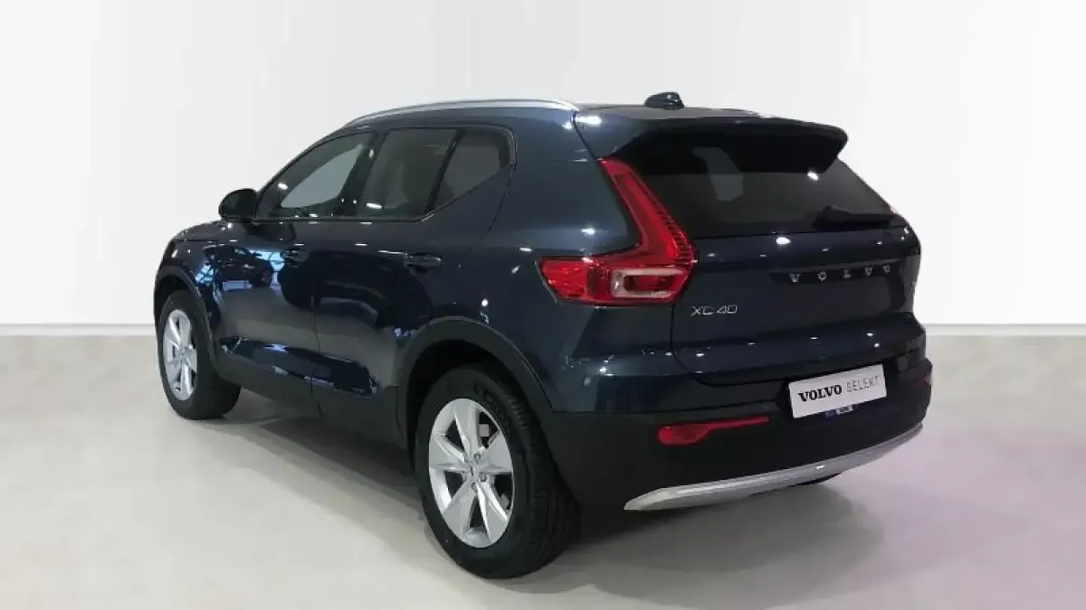 Nuevo Volvo XC40 Core 163 CV (119 kW) 2026 Azul SUV