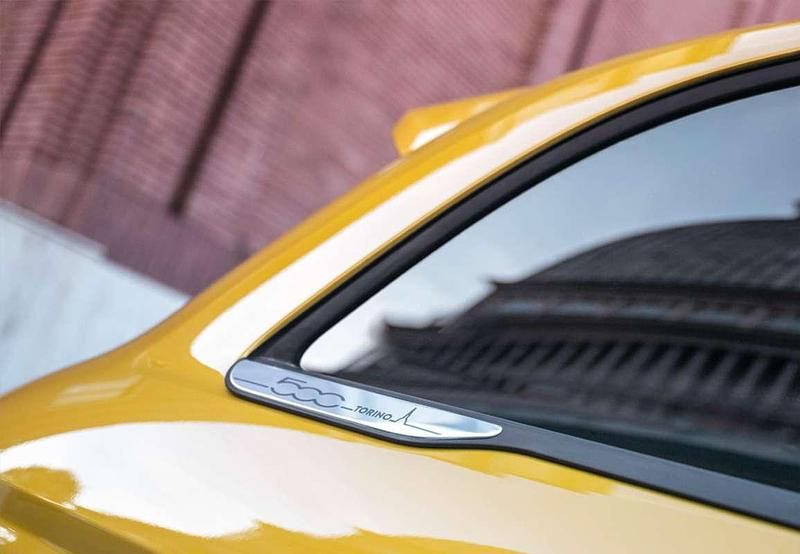 Usado Fiat 500 Dolcevita 71 CV (52 kW) 2023 Azul Utilitario