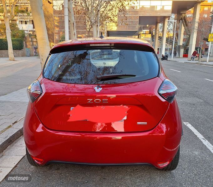 Begagnad Renault Zoe Edition One 50 kW (68 HK) 2020 Röd Halvkombi