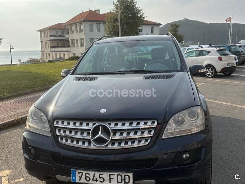 Usado Mercedes ML280 190 CV (139 kW) 2006 Azul SUV