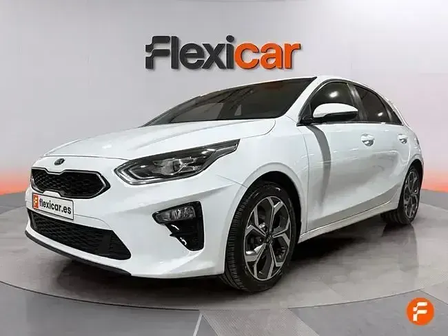 Usado Kia Ceed 100 CV (73 kW) 2021 Blanco Utilitario