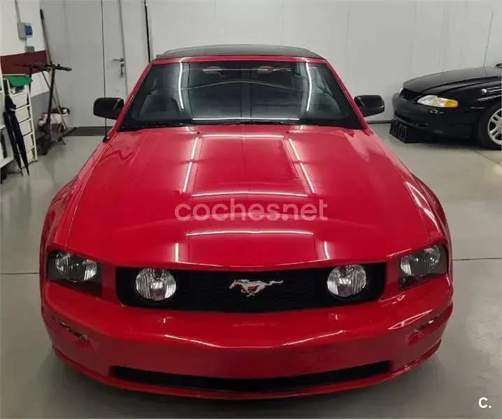 Usado Ford Mustang GT 314 CV (230 kW) 2015 Rojo Descapotable