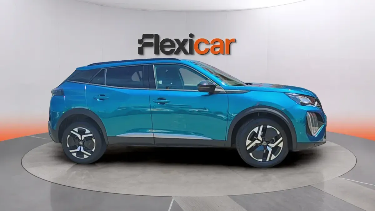 Usado Peugeot 2008 Allure 101 CV (74 kW) 2025 Azul SUV