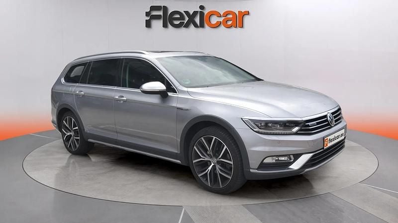 Usado VW Passat Alltrack 190 CV (139 kW) 2019 Gris Familiar