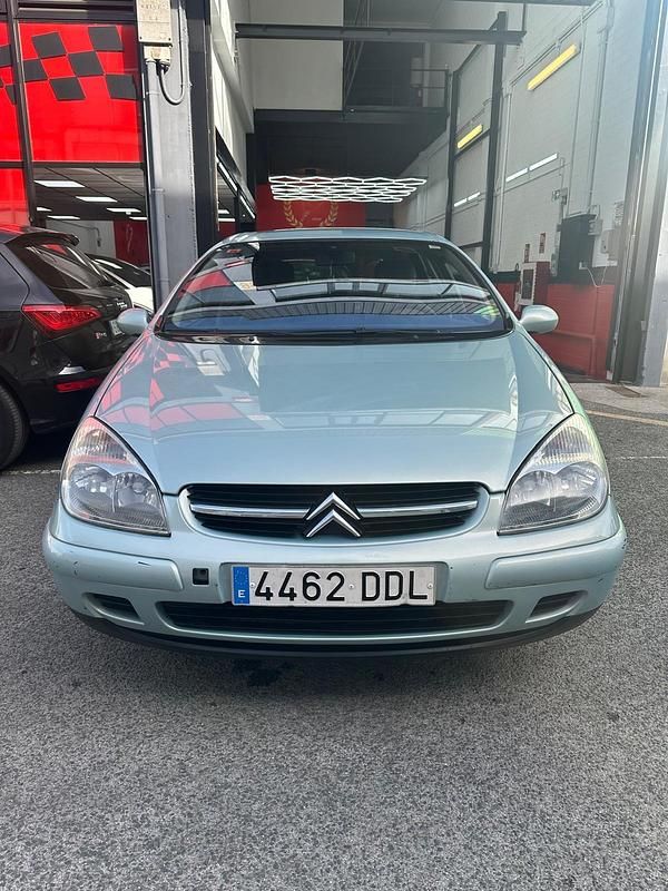 Usado Citroën C5 Exclusive 138 CV (101 kW) 2004 Azul Berlina