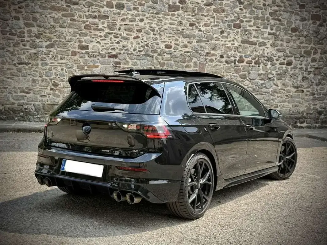 Usado VW Golf VIII Black Edition 333 CV (244 kW) 2025 Negro Utilitario