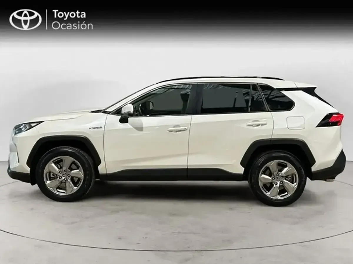 Usado Toyota RAV4 Hybrid Advance 218 CV (160 kW) 2021 Blanco SUV