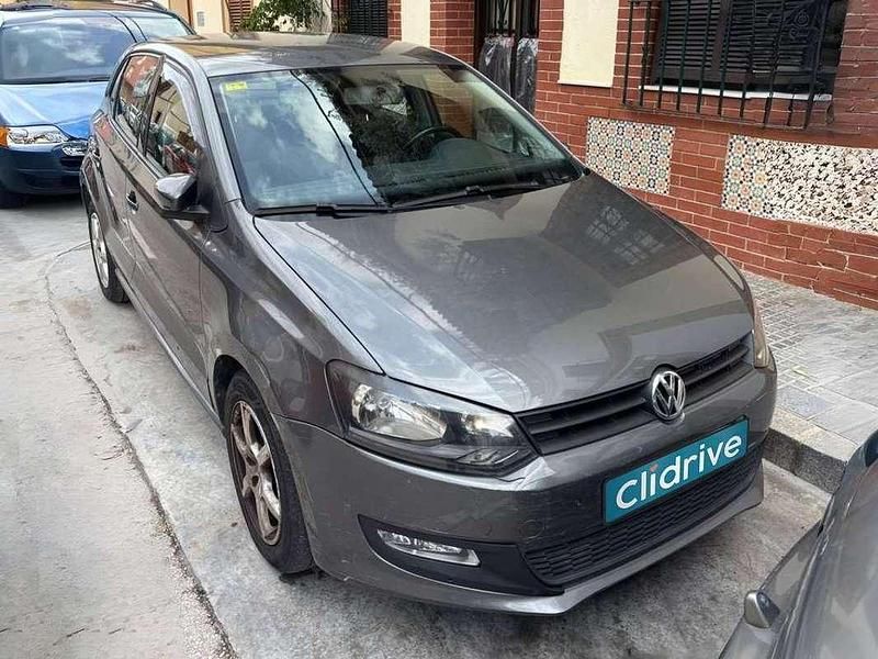 Usado VW Polo Edition 75 CV (55 kW) 2014 Gris Utilitario
