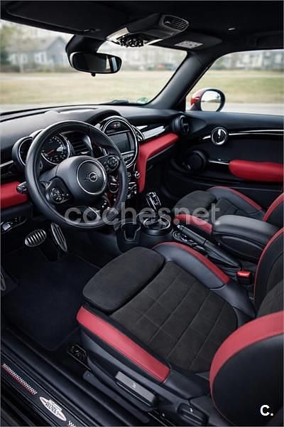 Usado Mini John Cooper Works 231 CV (169 kW) 2018 Negro Utilitario