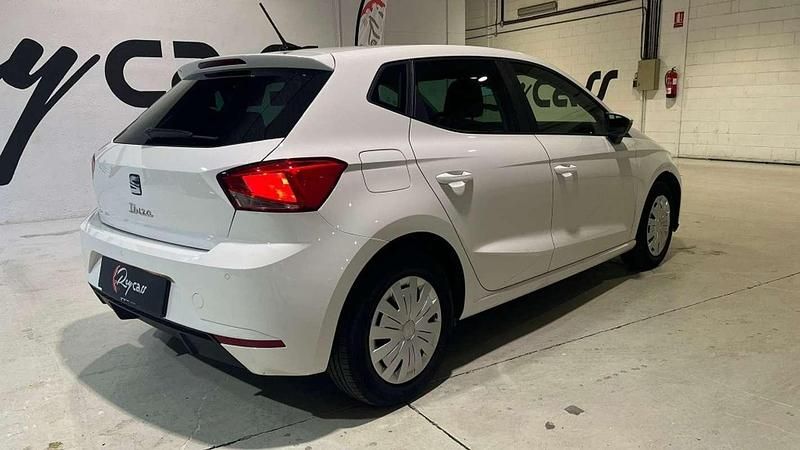 Usado Seat Ibiza Reference 80 CV (58 kW) 2022 Blanco Utilitario