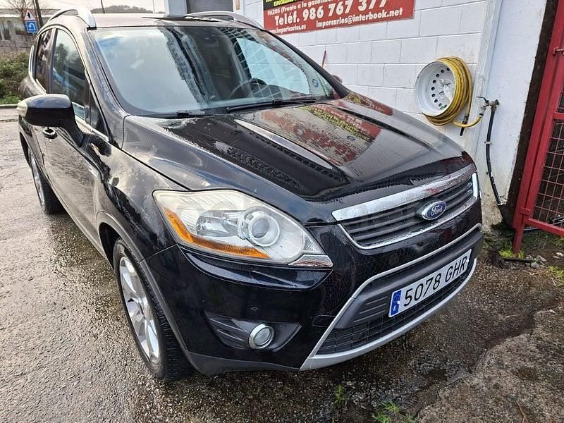 Usado Ford Kuga Titanium 136 CV (100 kW) 2009 Negro SUV