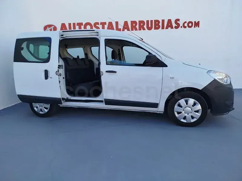Usado Dacia Dokker Ambiance 90 CV (66 kW) 2016 Blanco Monovolumen
