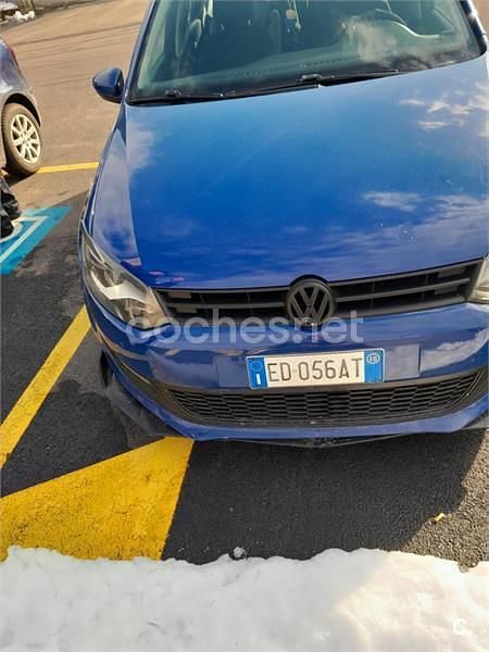 Azul Usado 2010 VW Polo Advance Berlina | 5000 € (Buen precio) - Imagen 1/1
