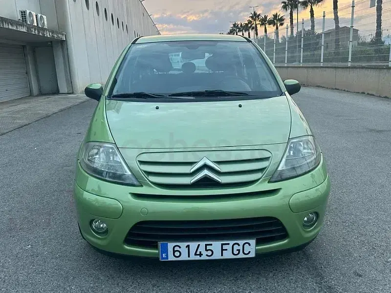 Usado Citroën C3 Exclusive 70 CV (51 kW) 2006 Verde Berlina