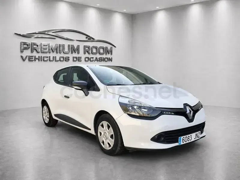 Usado Renault Clio IV Authentique 75 CV (55 kW) 2016 Blanco Berlina
