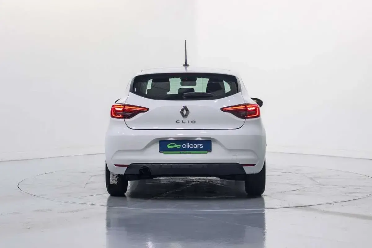 Occasion Renault Clio V Equilibre 101 ch (74 kW) 2022 Blanc Citadine