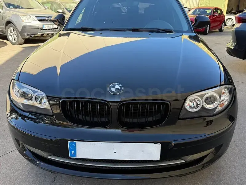 Usado BMW 116 M Sport 122 CV (89 kW) 2010 Negro Utilitario