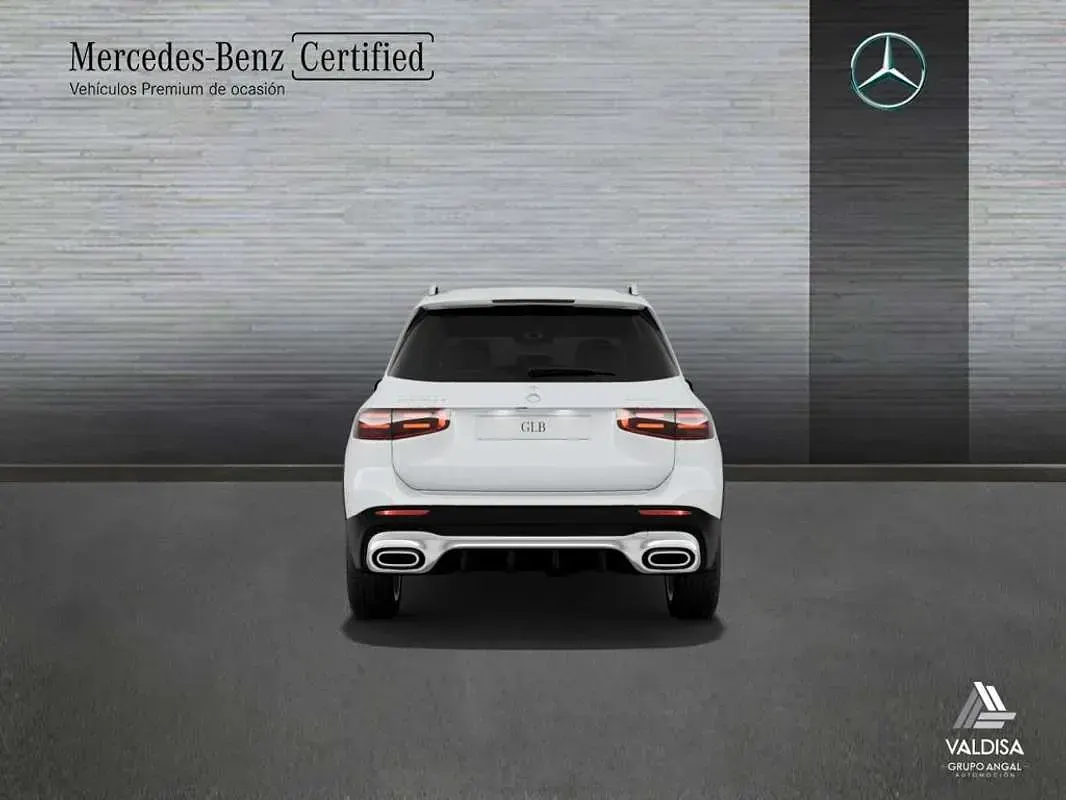 Usado Mercedes GLB200 150 CV (110 kW) 2024 SUV