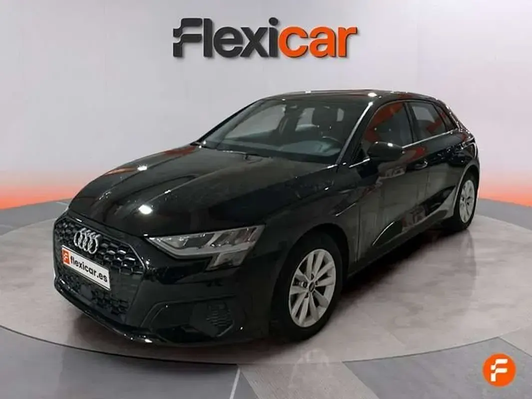 Usado Audi A3 110 CV (80 kW) 2022 Negro Berlina