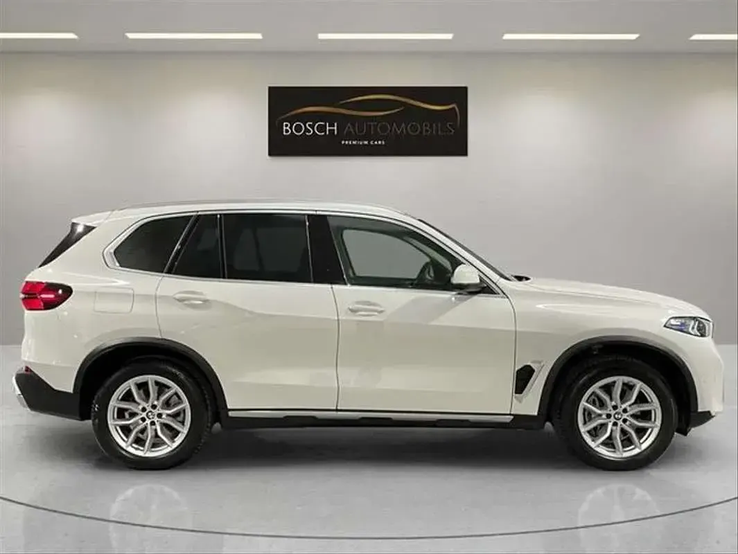 Usado BMW X5 Comfort Edition 298 CV (219 kW) 2024 Blanco SUV