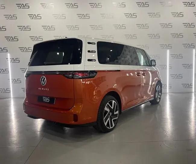Begagnad VW ID. Buzz Edition 150 kW (204 HK) 2023 Orange Minibuss