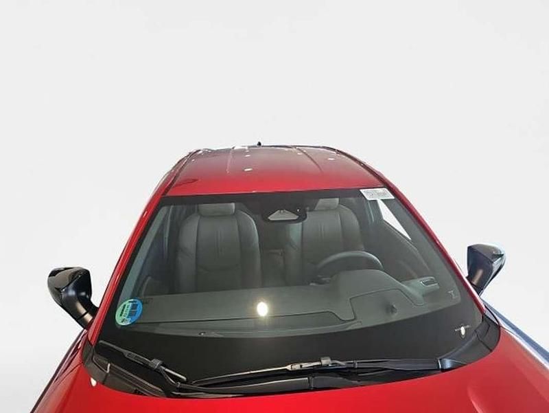 Usado Lexus LBX 136 CV (100 kW) 2025 Rojo SUV