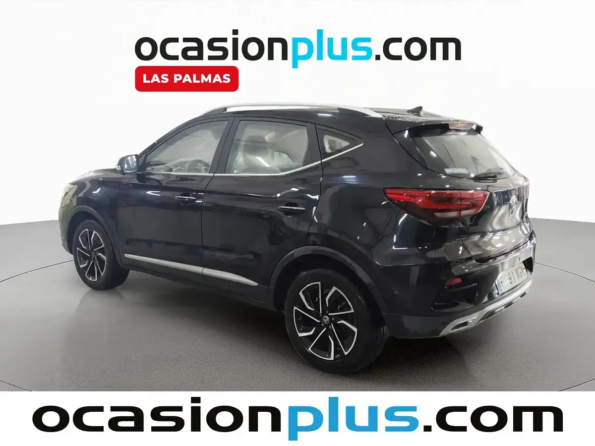 Usado MG ZS Luxury 111 CV (81 kW) 2023 Blanco SUV
