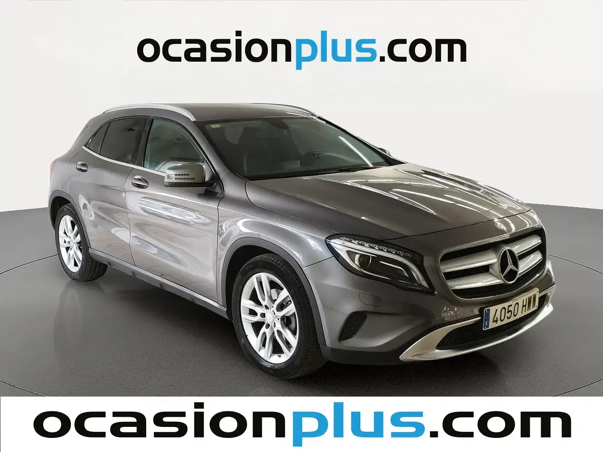 Usado Mercedes GLA220 Urban 170 CV (125 kW) 2014 Gris SUV