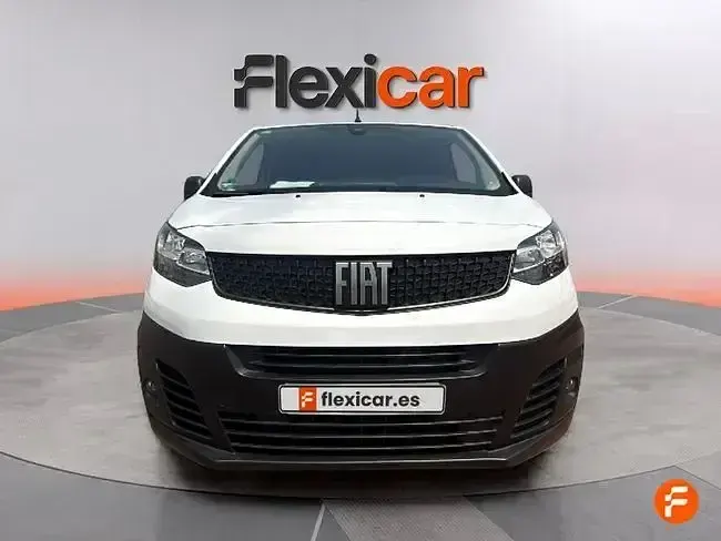 Usado Fiat Scudo Lounge 120 CV (88 kW) 2022 Blanco Van