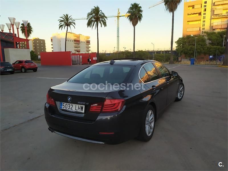 Usado BMW 520 184 CV (135 kW) 2013 Gris / plata Berlina