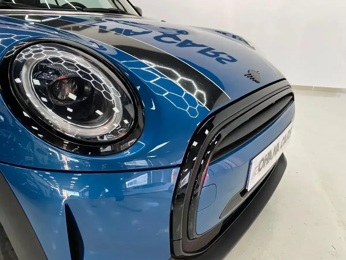 Usado Mini Cooper 136 CV (100 kW) 2021 Azul Utilitario