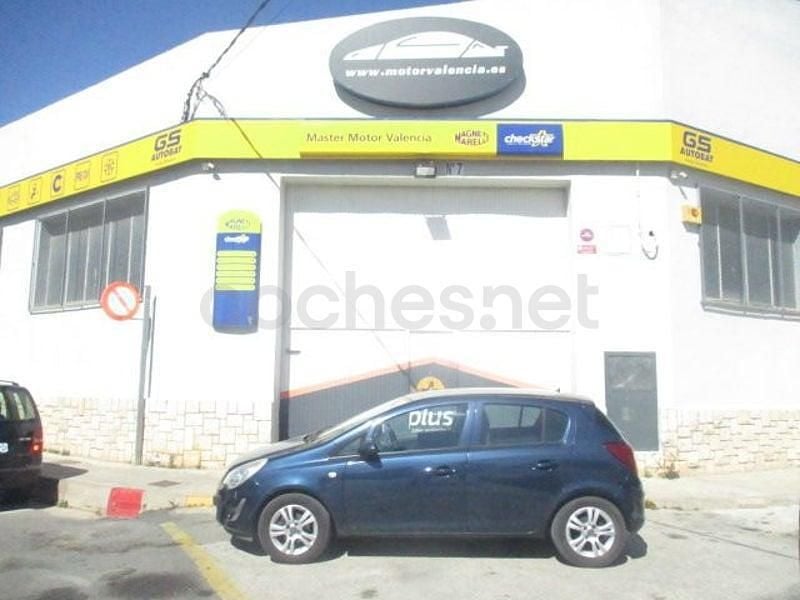 Usado Opel Corsa Essentia 75 CV (55 kW) 2011 Azul Utilitario