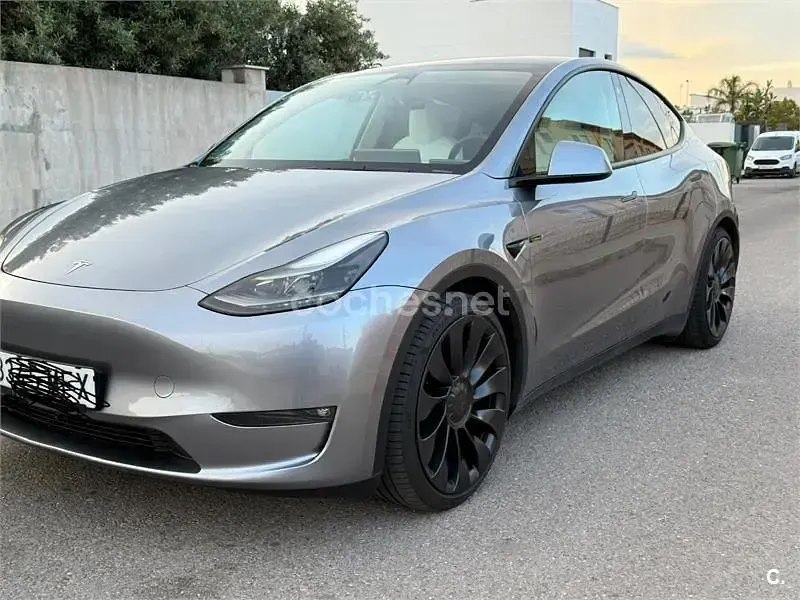 Usado Tesla Model Y Performance 402 kW (547 CV) 2023 Eléctrico SUV