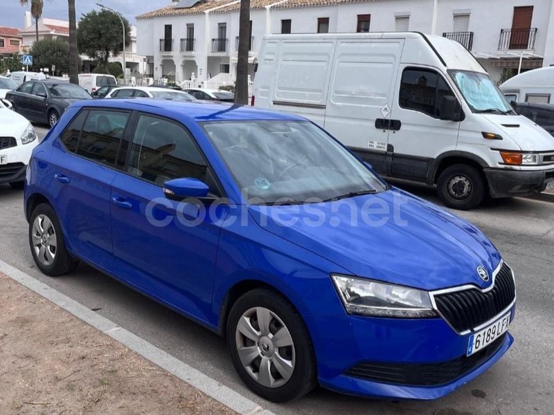 Azul Usado 2020 Skoda Fabia Berlina | 8900 € (Super precio) - Imagen 1/3