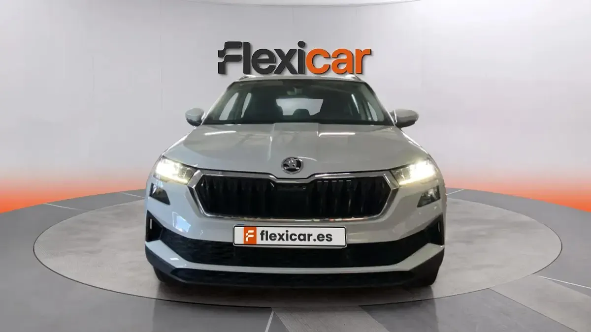 Używany Skoda Karoq 150 KM (110 kW) 2024 Biały SUV