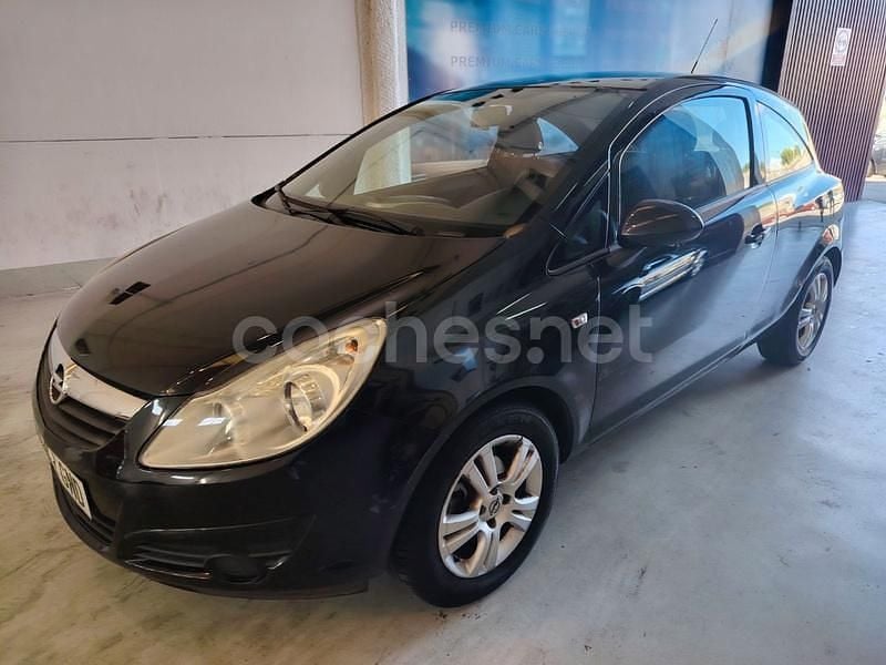 Negro Usado 2009 Opel Corsa Essentia Berlina | 1710 € (Buen precio) - Imagen 1/4