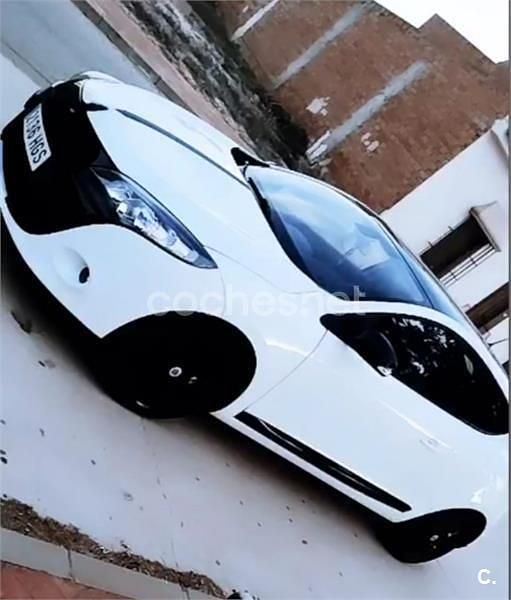 Blanco Usado 2011 Renault Mégane III Dynamique Berlina | 4500 € (Precio justo) - Imagen 1/4