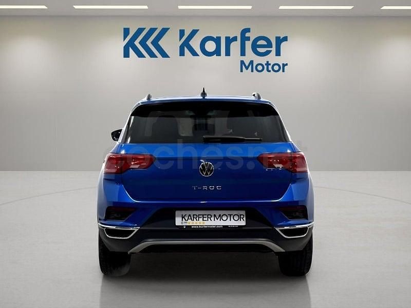 Usado VW T-Roc Advance 150 CV (110 kW) 2021 Azul SUV