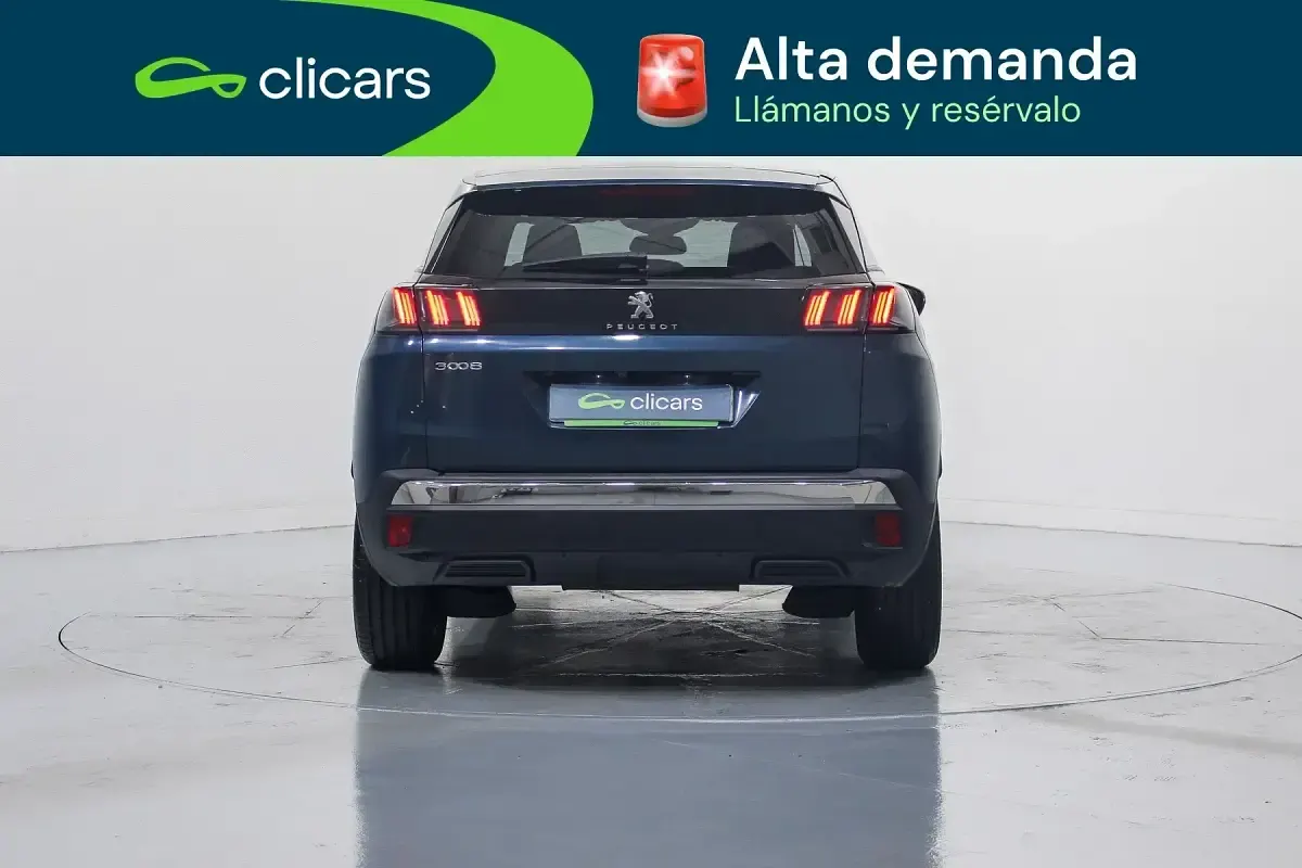 Usado Peugeot 3008 Allure 130 CV (95 kW) 2024 Azul SUV