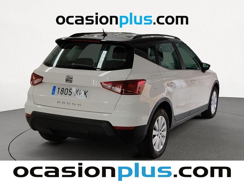 Usado Seat Arona Ecomotive 115 CV (84 kW) 2018 Blanco SUV