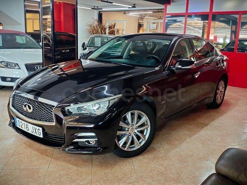Usado Infiniti Q50 Premium 170 CV (125 kW) 2017 Negro Berlina