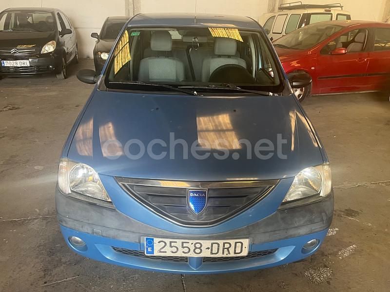 Azul Usado 2006 Dacia Logan Lauréate Berlina | 3000 € (Precio justo) - Imagen 1/4