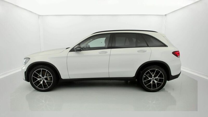 Usado Mercedes GLC220 AMG line 245 CV (180 kW) 2022 Blanco polar