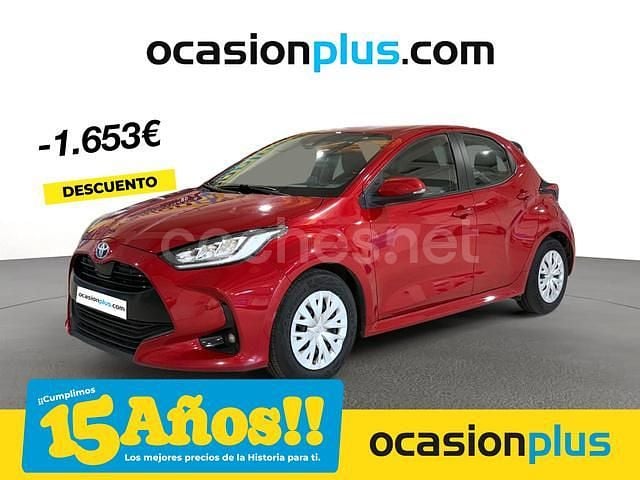 Rojo Usado 2022 Toyota Yaris Hybrid Business Edition Berlina | 17.990 € (Precio justo) - Imagen 1/4