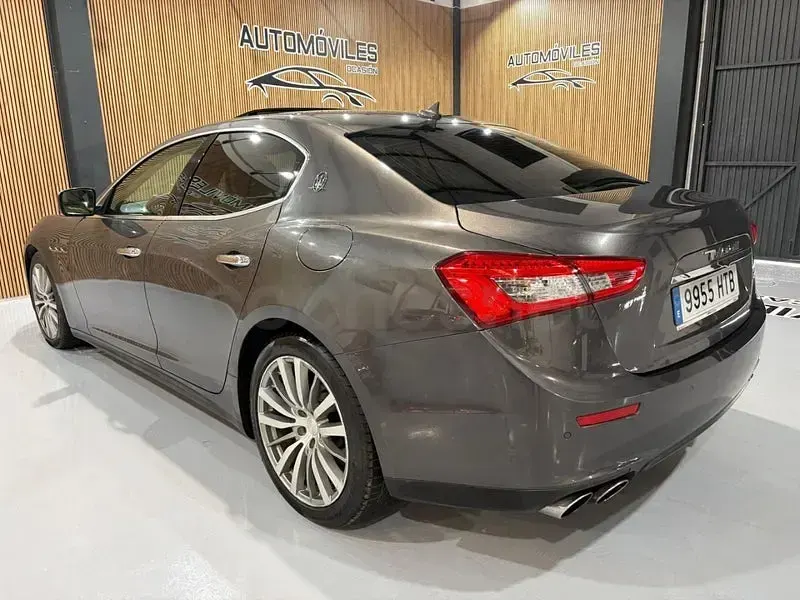 Usado Maserati Ghibli 275 CV (202 kW) 2014 Beige Berlina