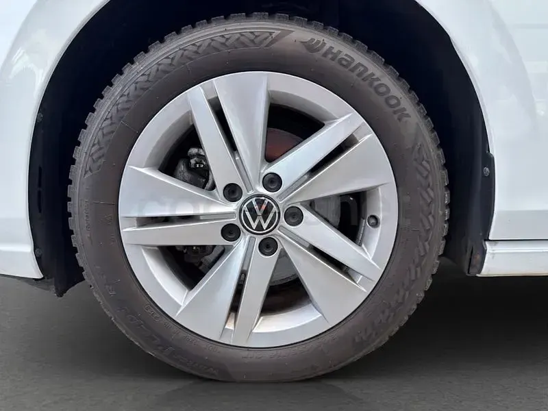 Usado VW Golf VIII Life 131 CV (96 kW) 2023 Blanco Berlina