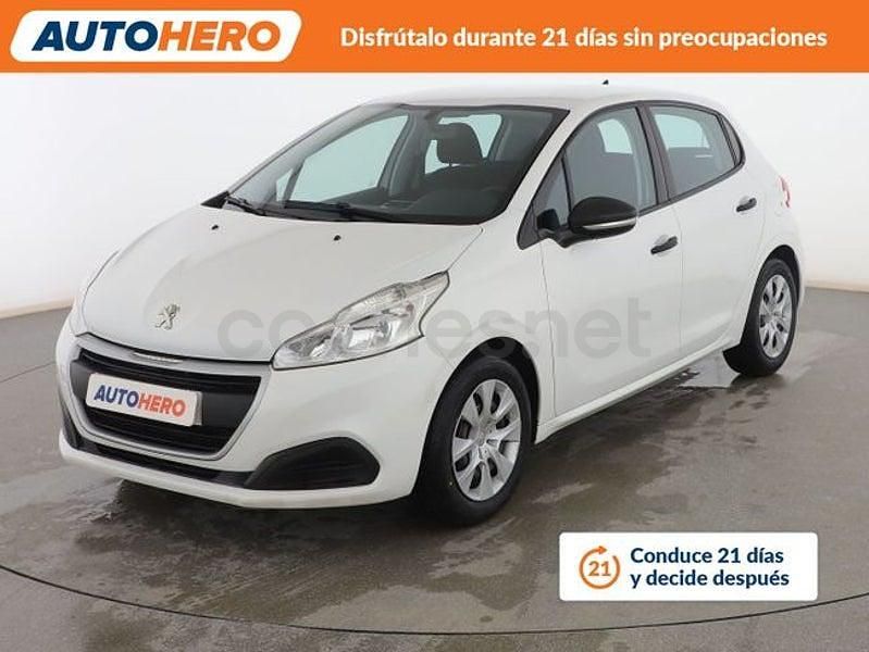 Usado Peugeot 208 Access 82 CV (60 kW) 2016 Blanco Utilitario
