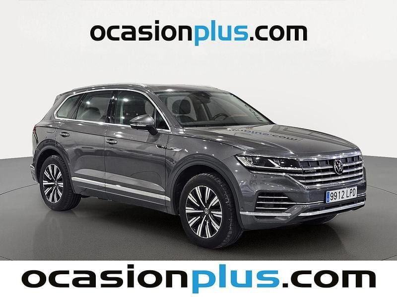 Usado VW Touareg Elegance 381 CV (280 kW) 2021 Gris SUV