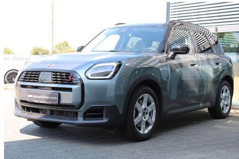 Verde Usado 2024 Mini Cooper S Countryman Essential SUV | 44.800 € - Imagen 1/4
